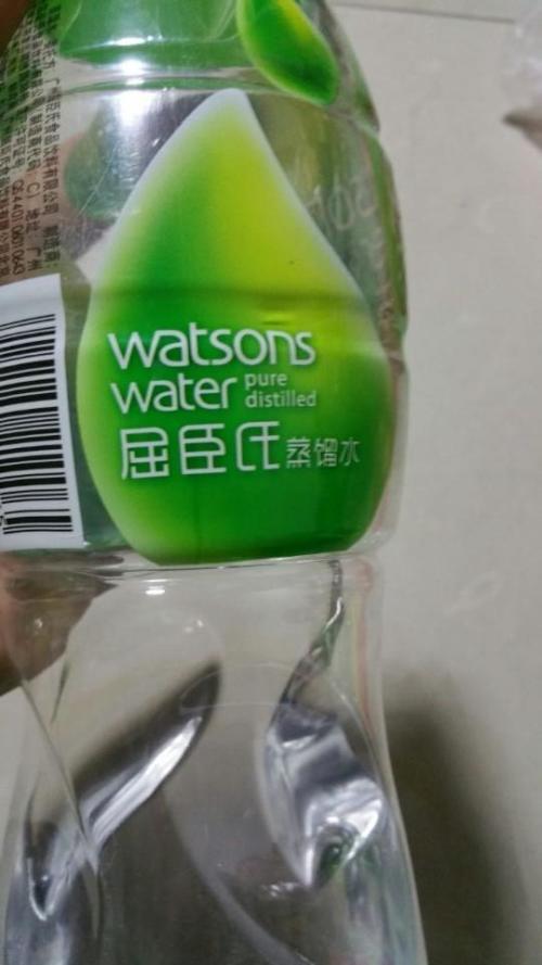 屈臣氏飲用水是蒸餾水嗎？解密其本質與飲用水的真實面貌